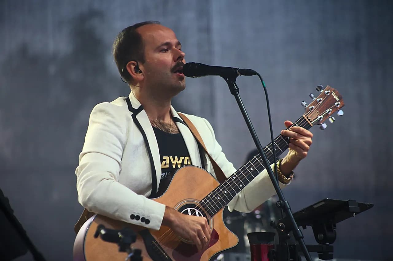 Ile kosztuje koncert Sławomira? Zaskakujące ceny i ukryte koszty Ile kosztuje koncert Sławomira? Zaskakujące ceny i ukryte koszty