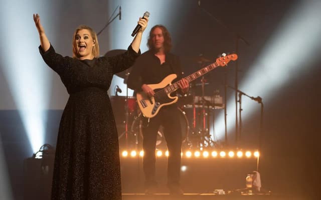 Ile kosztuje bilet na koncert Adele? Ceny, które mogą zaskoczyć Ile kosztuje bilet na koncert Adele? Ceny, które mogą zaskoczyć